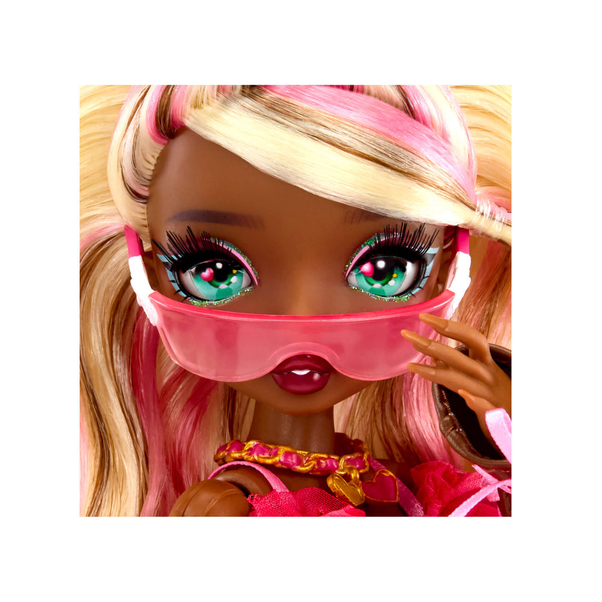 Mirror Mi Amora Valentina Fashion Doll