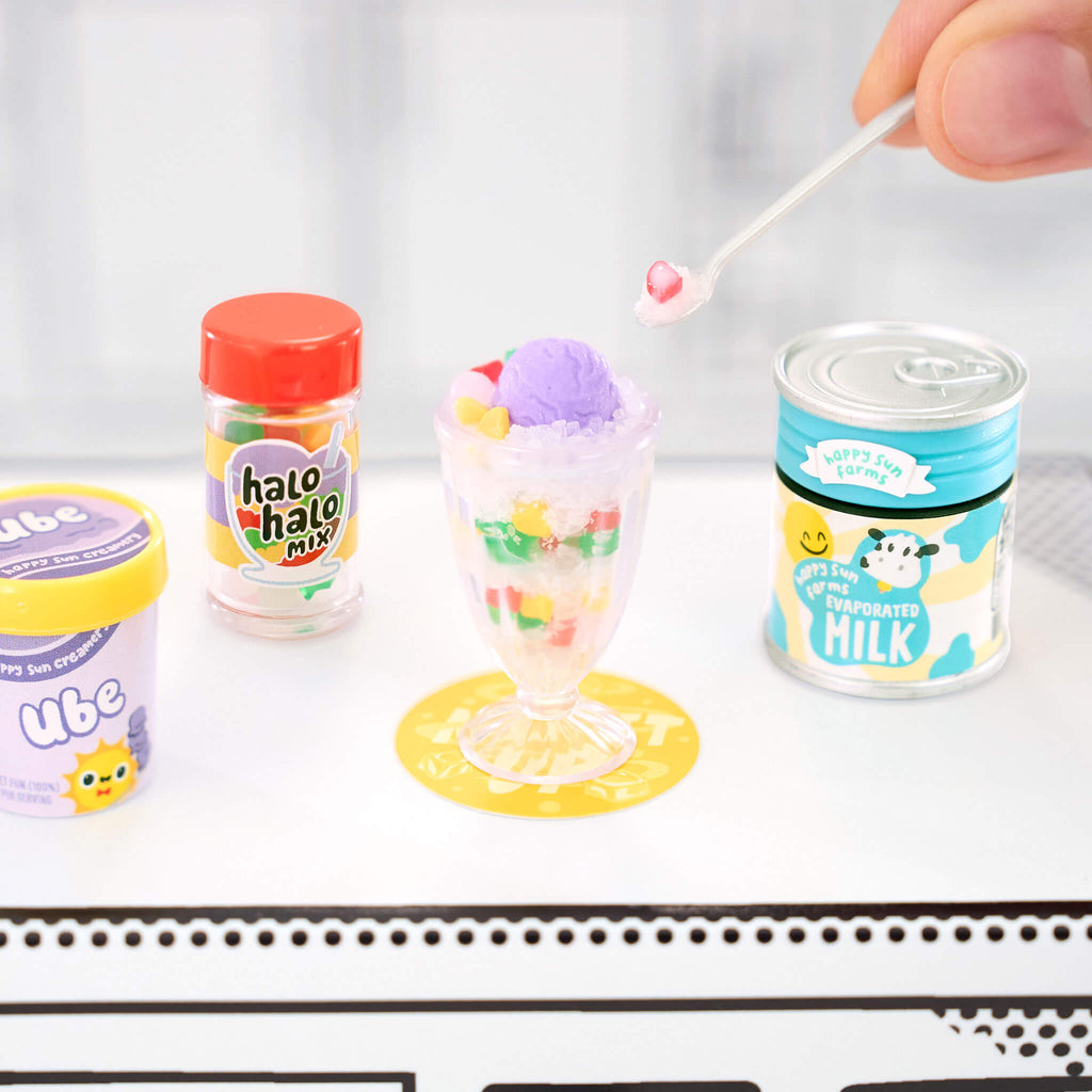 MGA's Miniverse Make It Mini Cafe Series 4 - 6 Pack Mini Collectibles