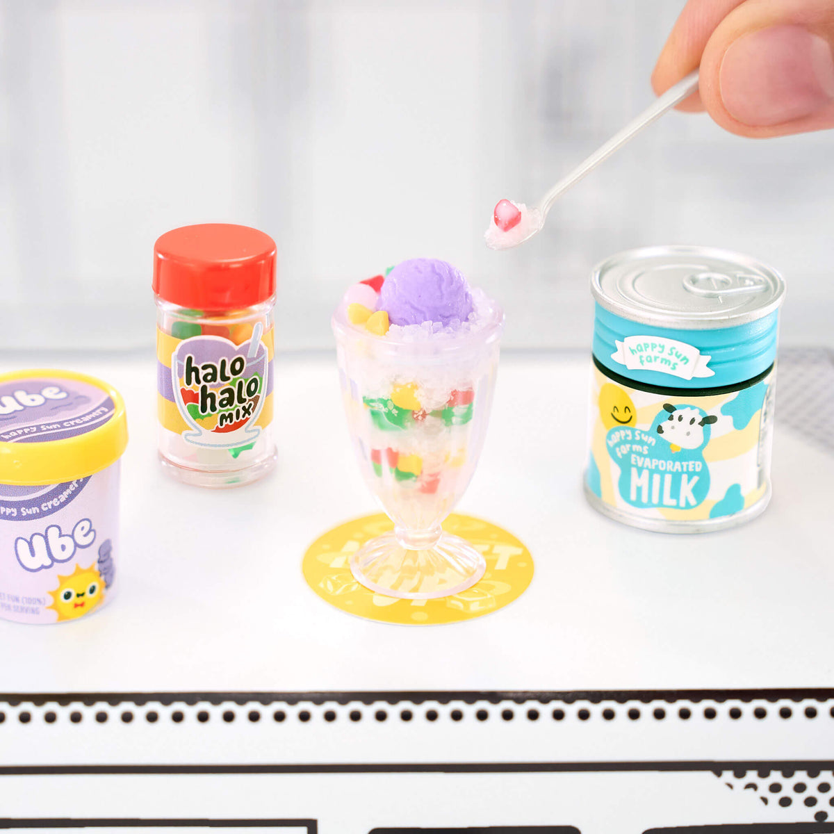 MGA's Miniverse Make It Mini Cafe Series 4 - 6 Pack Mini Collectibles
