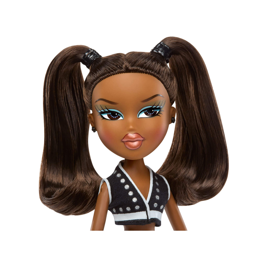 Bratz Play Sportz Sasha Fashion Doll - Cheerleading