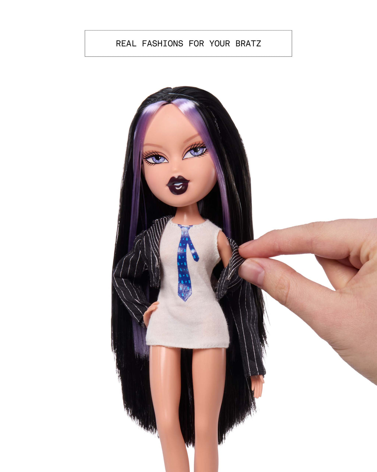 Bratz All Dolled Up Fashion & Shoe Pack Blind Box