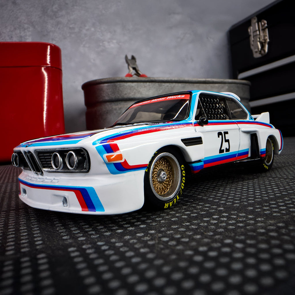 Hot Wheels Elite 64 1975 BMW 3.0 CSL Race