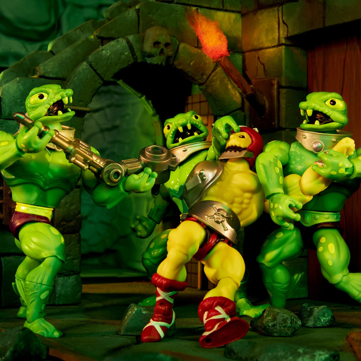 MOTU Origins Frog Monger Figure