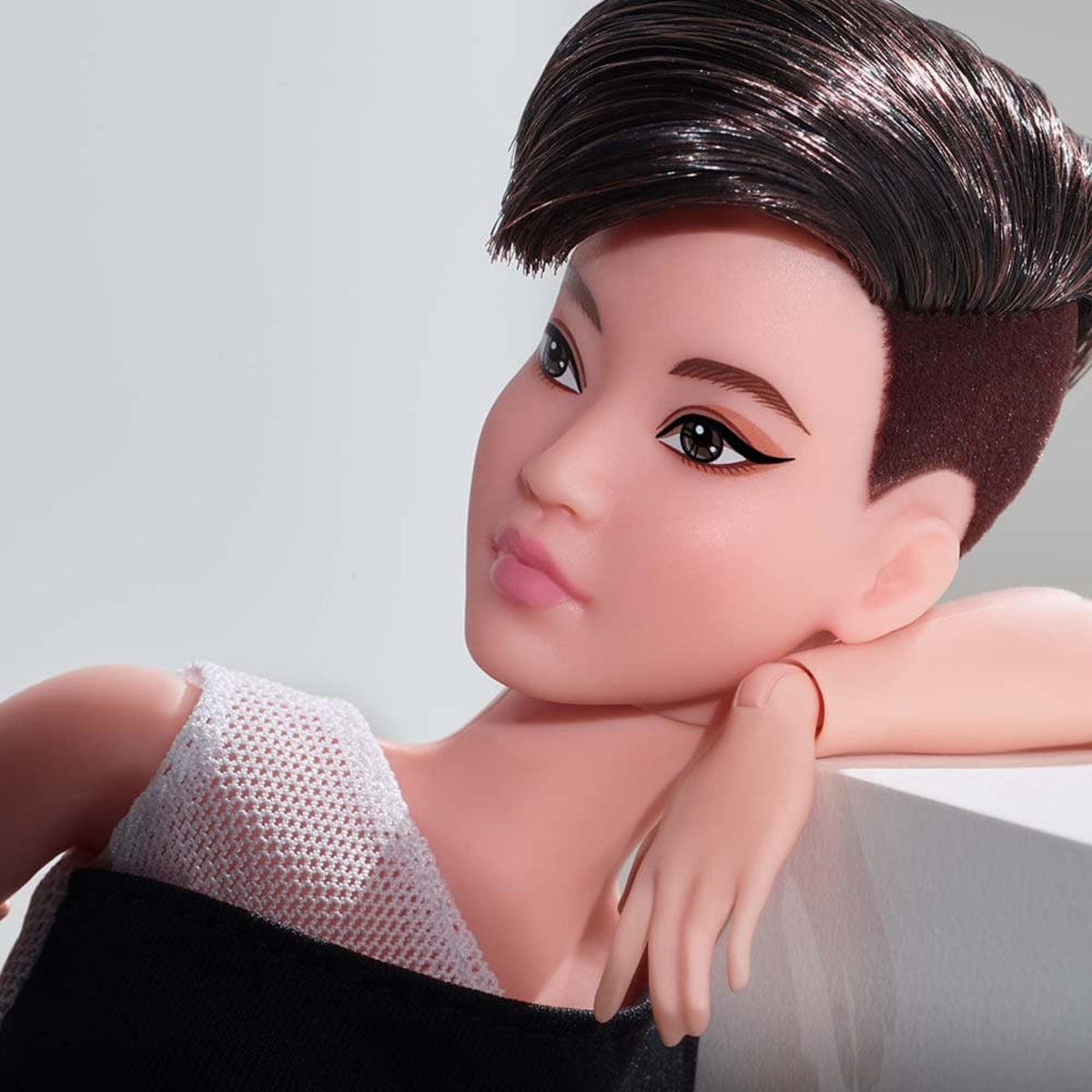 Barbie Looks Doll (Petite, Brunette Pixie Cut)
