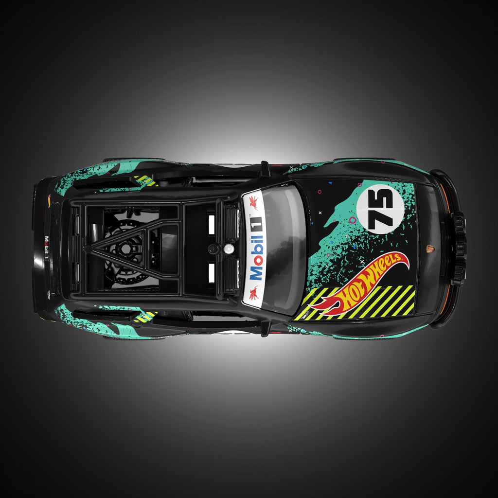 Hot Wheels Mobil 1 Porsche Dirtmeister 944