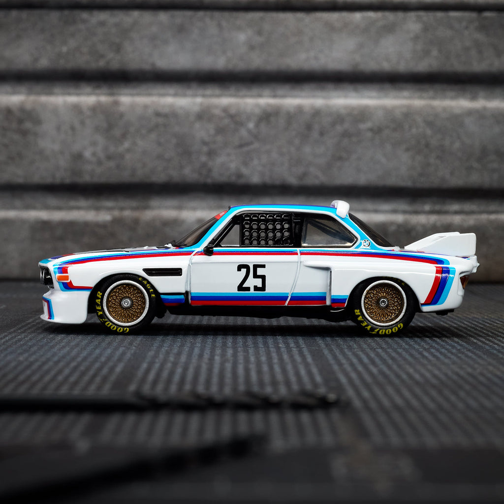 Hot Wheels Elite 64 1975 BMW 3.0 CSL Race
