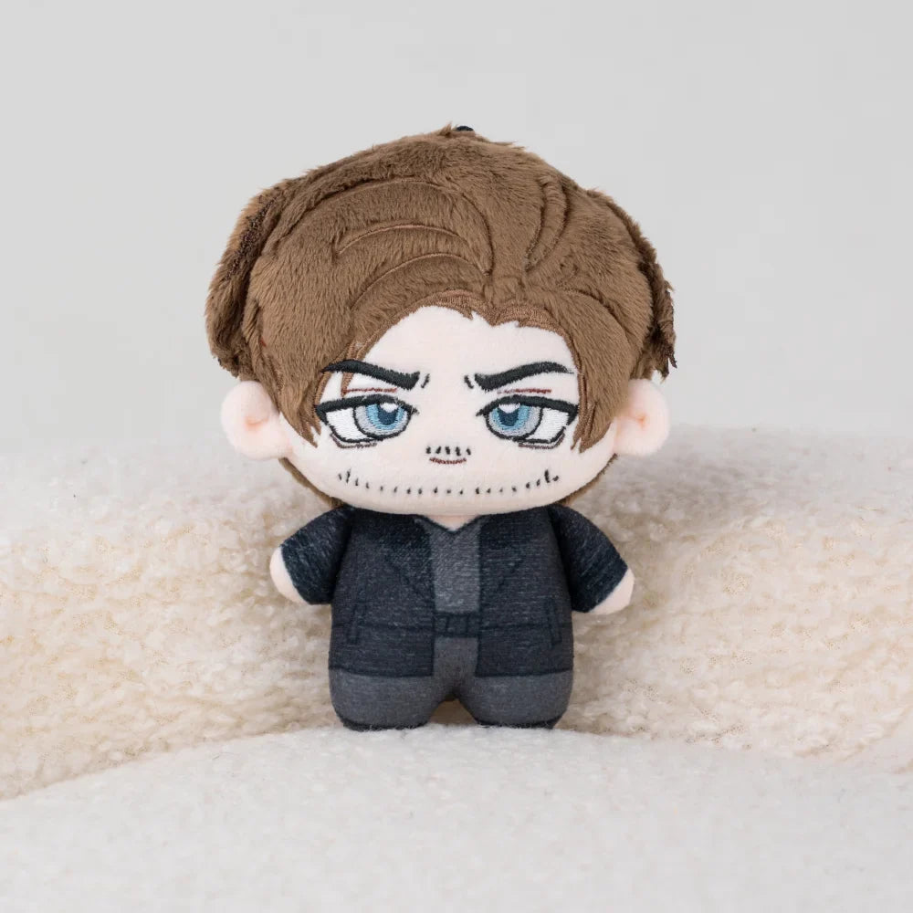 Leon Doll