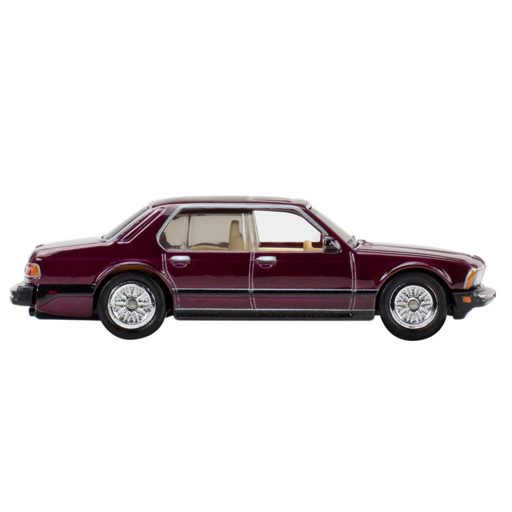 Hot Wheels Premium Pop Culture Stranger Things 1983 BMW 733i