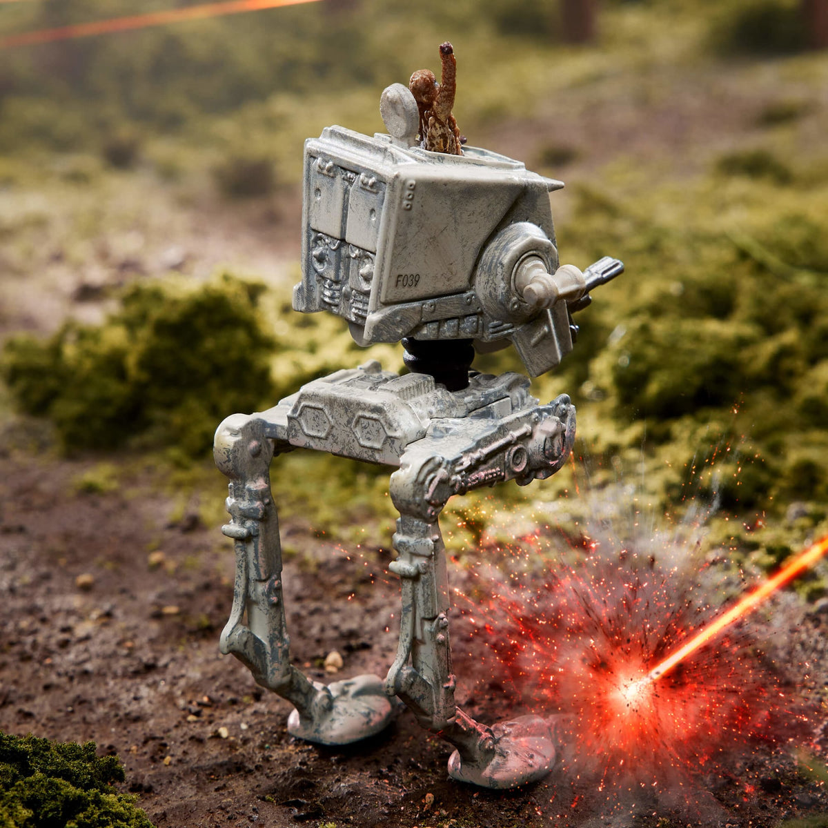 Star Wars Starships Select AT-ST With Chewbacca