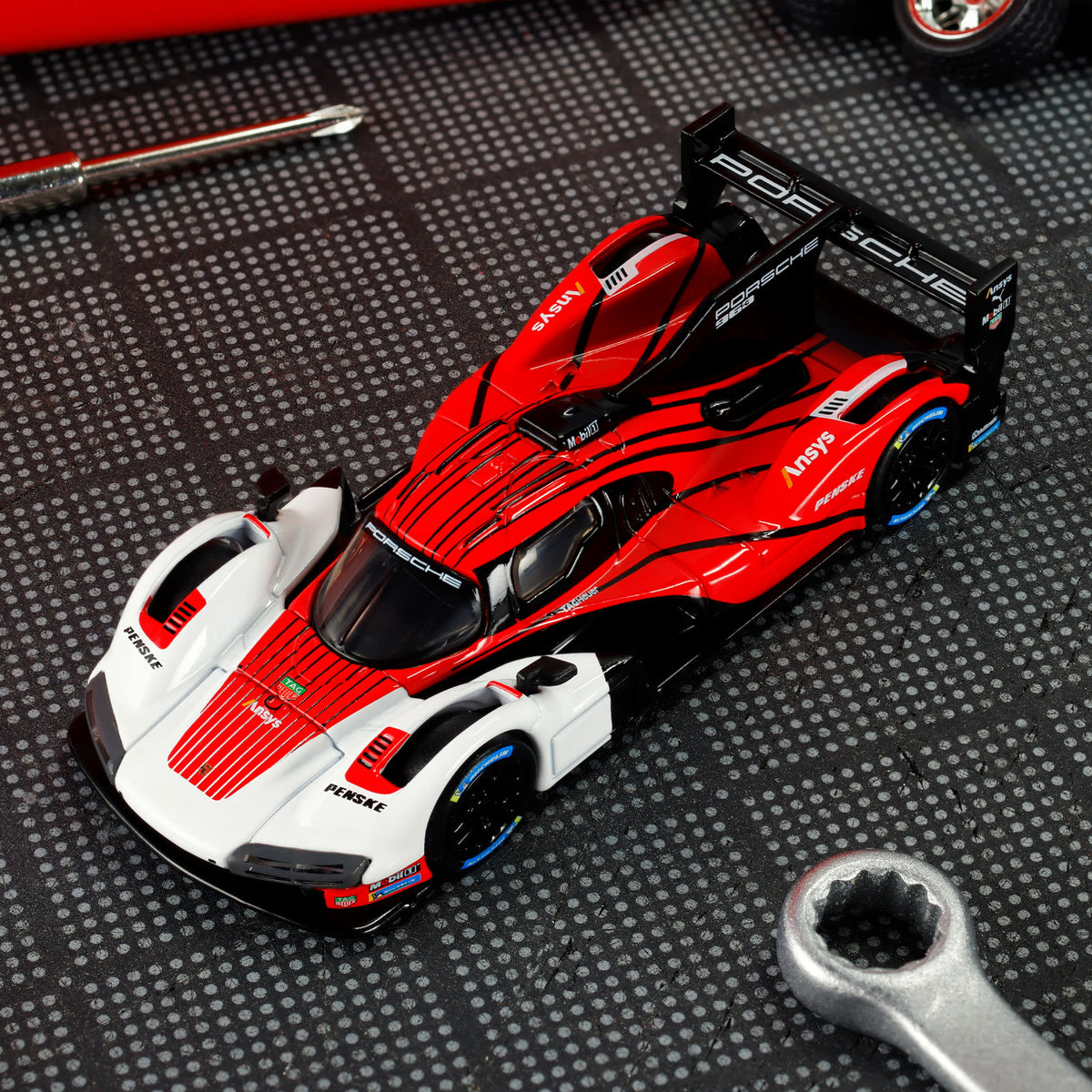 Hot Wheels Elite 64 Porsche 963