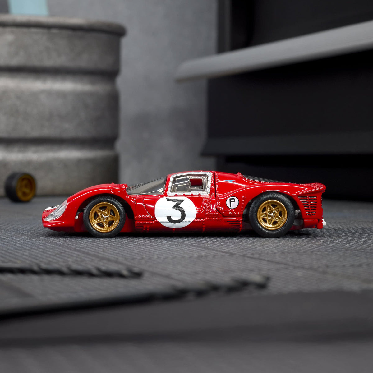 Hot Wheels Elite 64 1967 Ferrari 330 P4